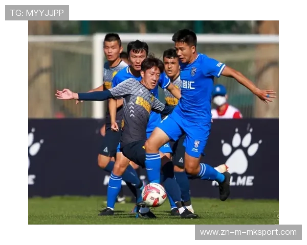 武汉三镇底线假动作连骗两人，全场惊叹